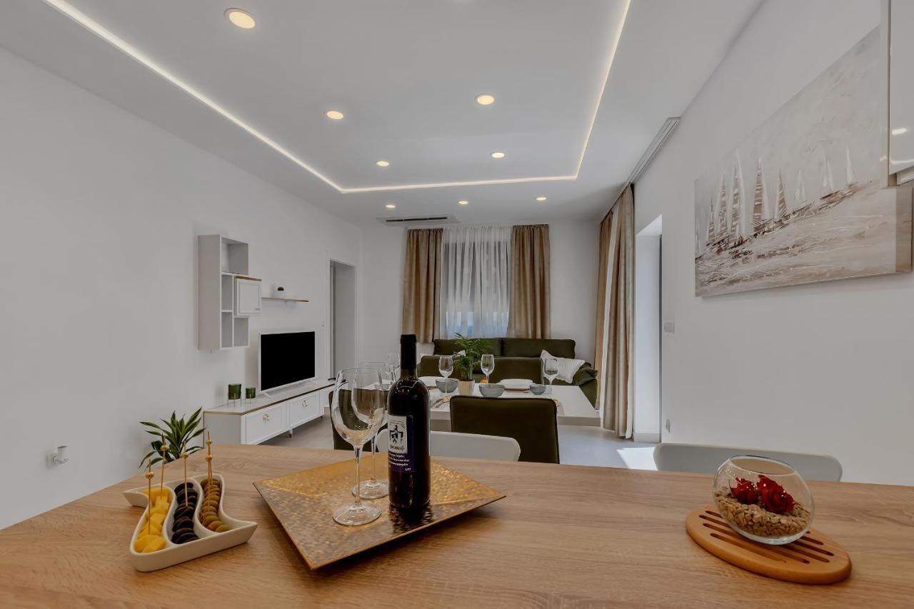 Laurus Makarska Accommodation Eksteriør billede