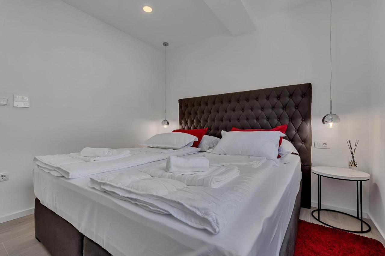 Laurus Makarska Accommodation Eksteriør billede