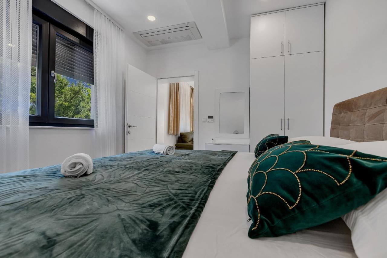 Laurus Makarska Accommodation Eksteriør billede