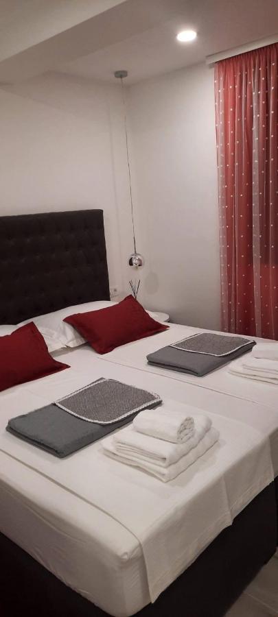 Laurus Makarska Accommodation Eksteriør billede